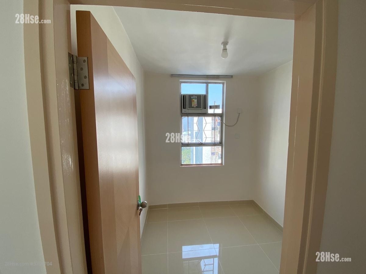 Prime View Garden Rental 2 Bedrooms , 1 Bathroom 400 ft²