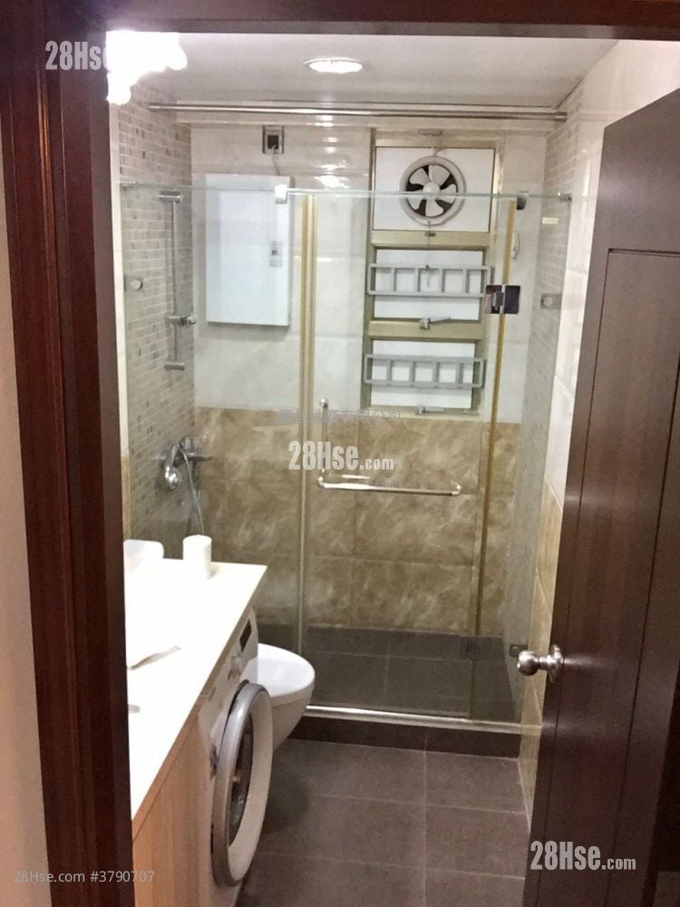 雅士花园 售盘 3 房 , 2 浴室 870 平方尺