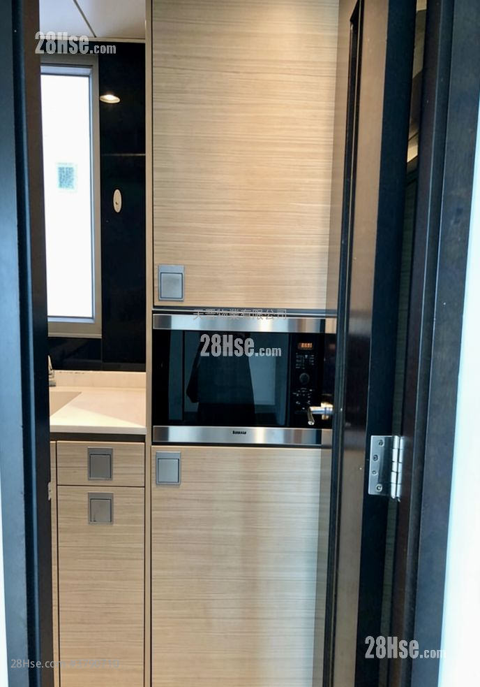 Grand Waterfront Sell 2 Bedrooms , 1 Bathroom 360 ft²