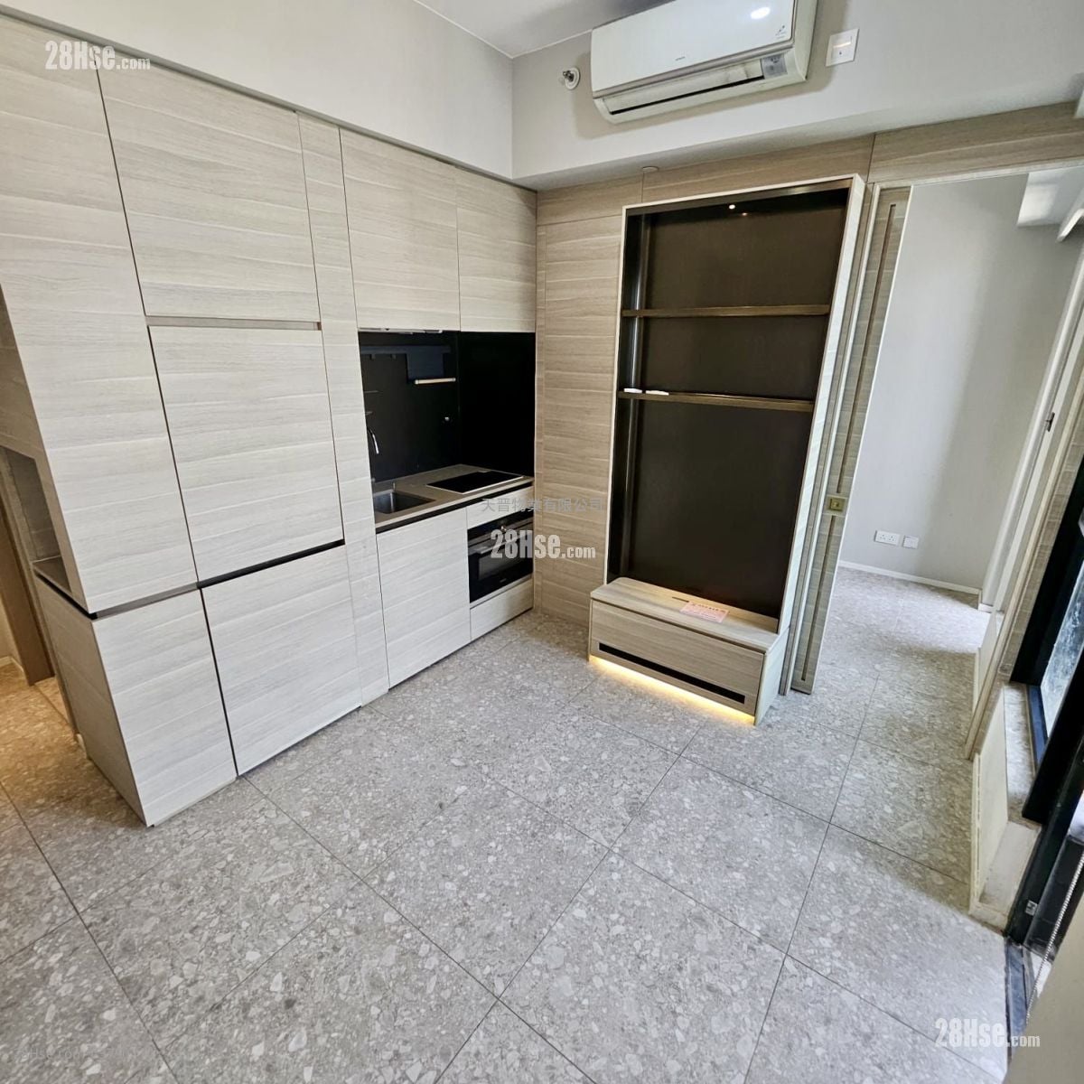 Artisan Garden Sell 1 Bedroom , 1 Bathroom 303 ft²