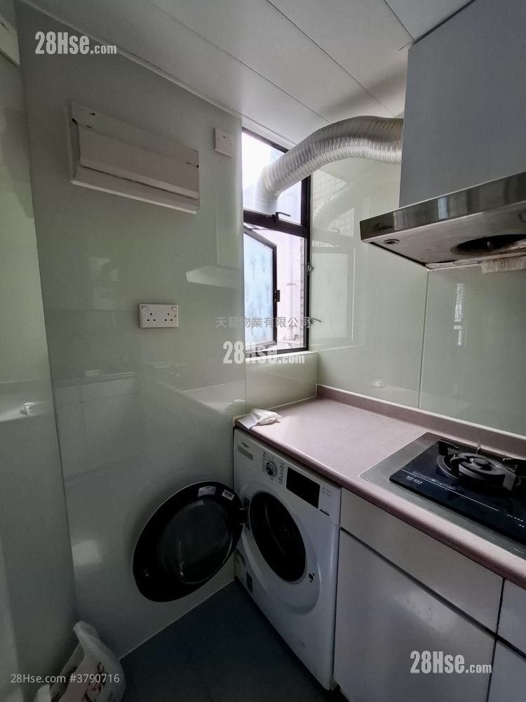 Jubilant Place Sell 2 Bedrooms , 1 Bathroom 566 ft²