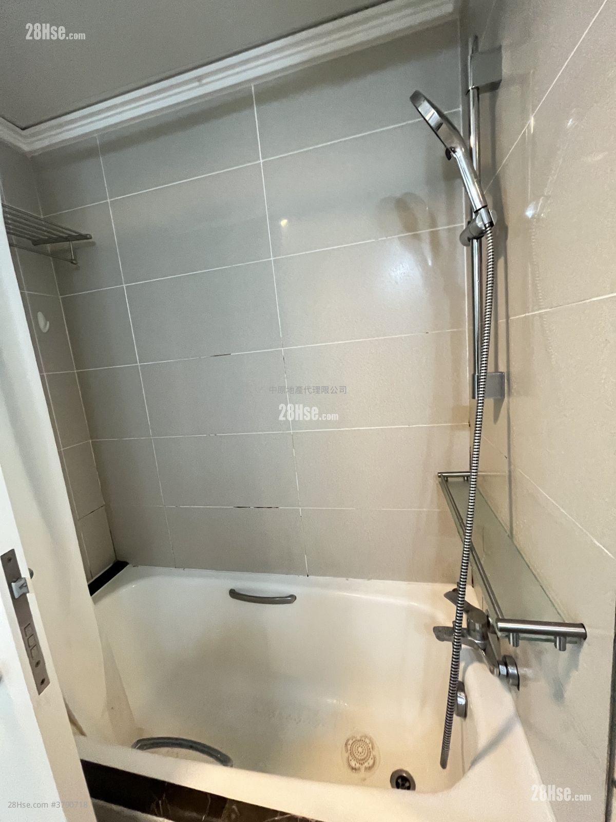 映湾园 租盘 2 房 , 1 浴室 565 平方尺