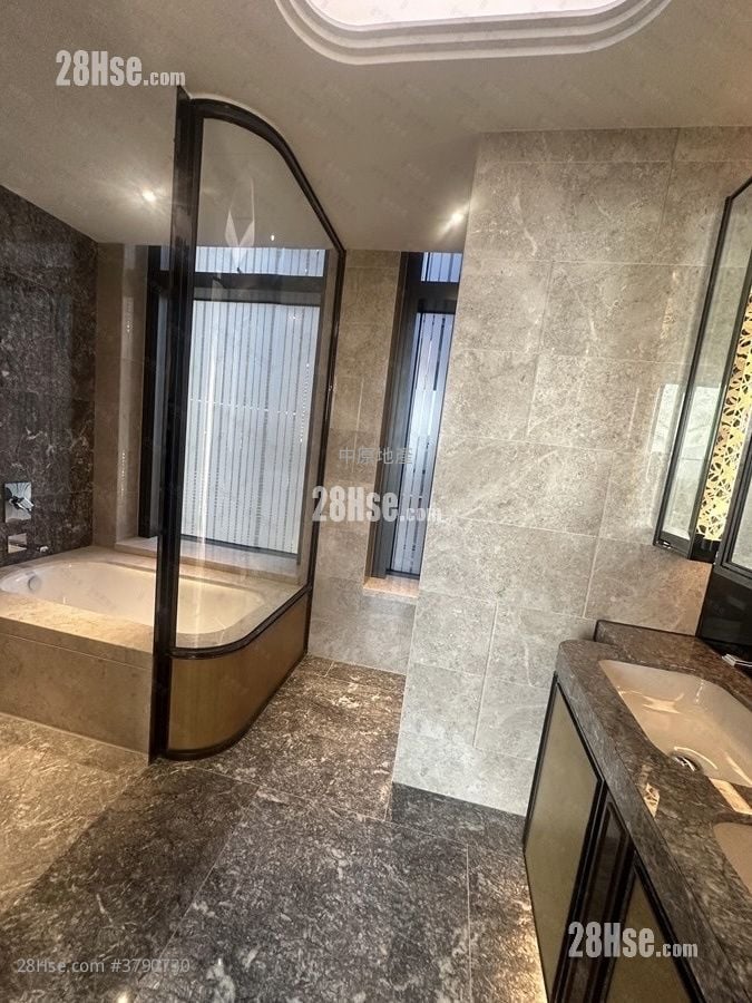 Eden Manor Rental 4 Bedrooms , 3 Bathrooms 1,314 ft²