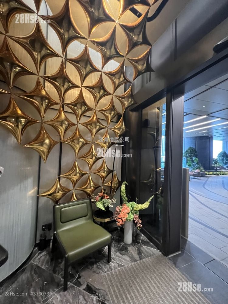 Cullinan Sky Rental 2 Bedrooms , 1 Bathroom 477 ft²