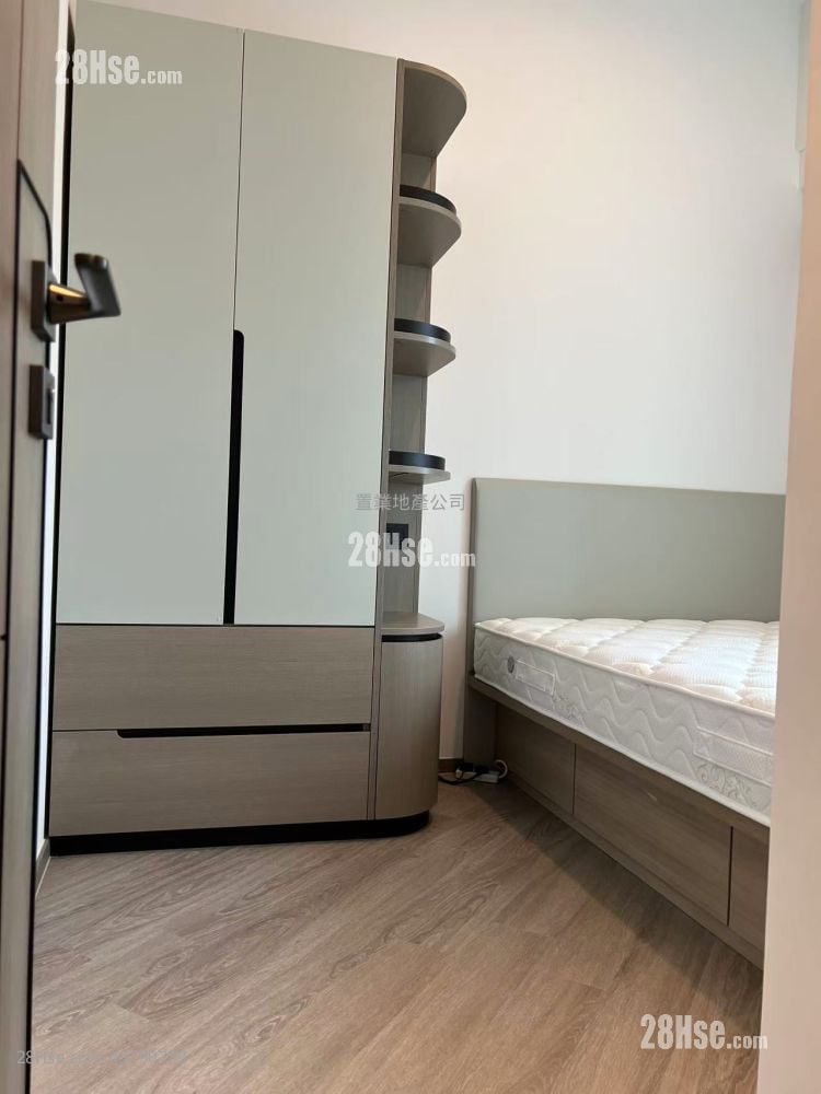 Cullinan Sky Rental 2 Bedrooms , 1 Bathroom 477 ft²