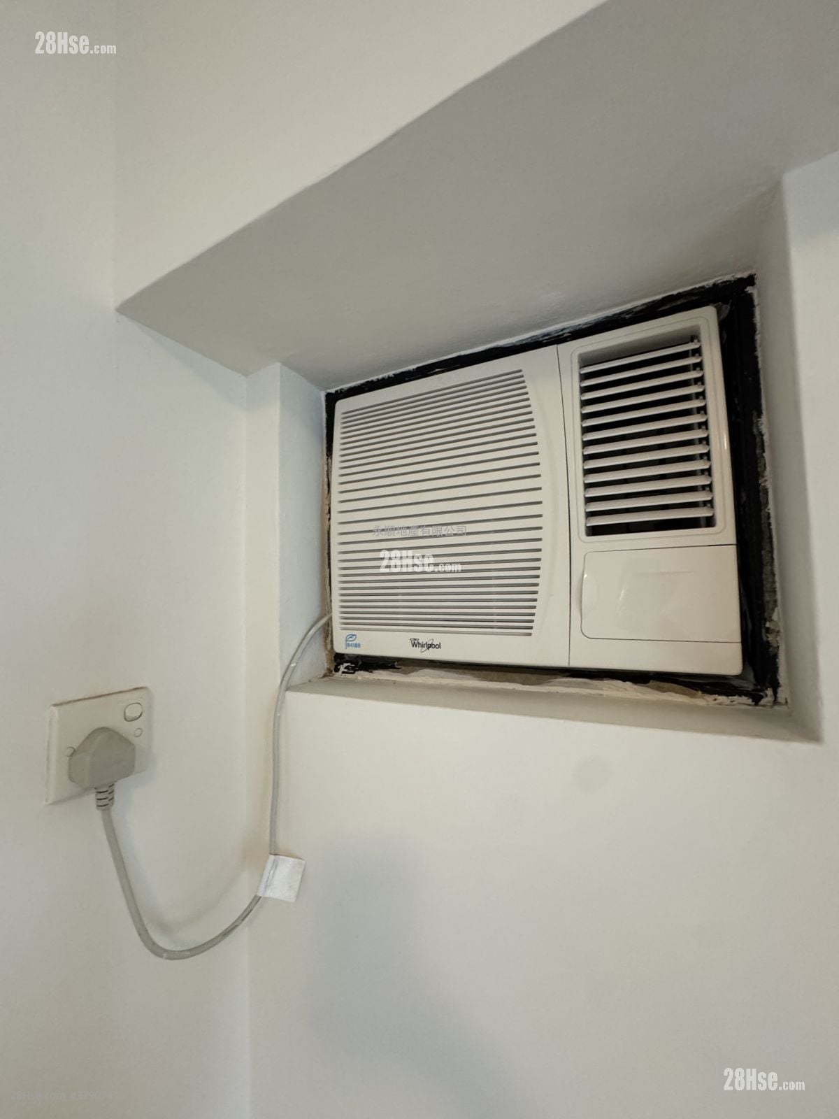 Scenic View Rental 2 Bedrooms , 1 Bathroom 464 ft²