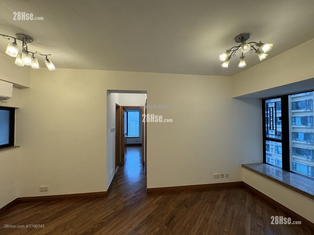 Scenic View Rental 2 Bedrooms , 1 Bathroom 464 ft²