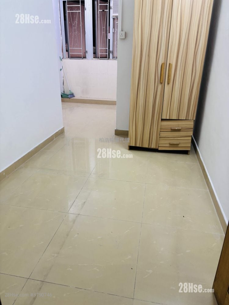 Chinese Mansion Rental Studio 180 ft²