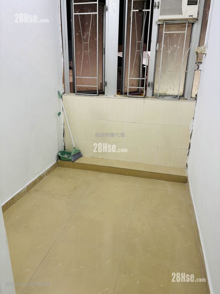 Chinese Mansion Rental Studio 180 ft²