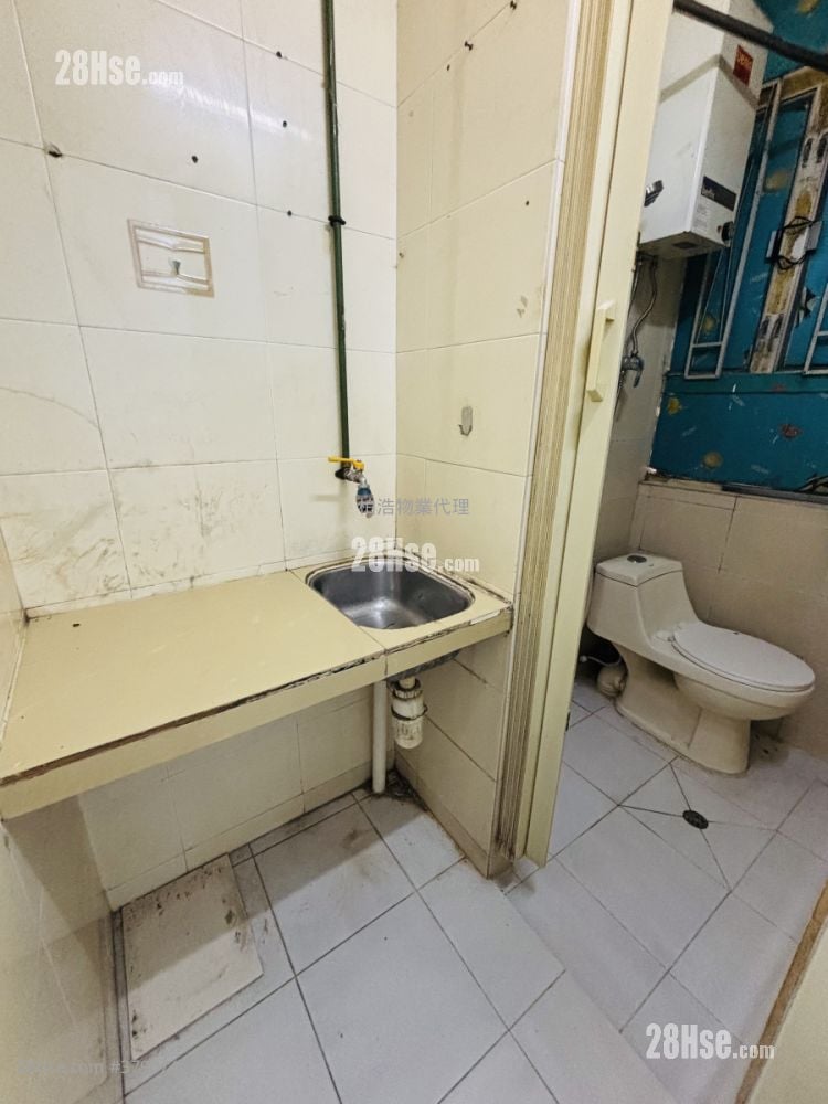 Chinese Mansion Rental Studio 180 ft²