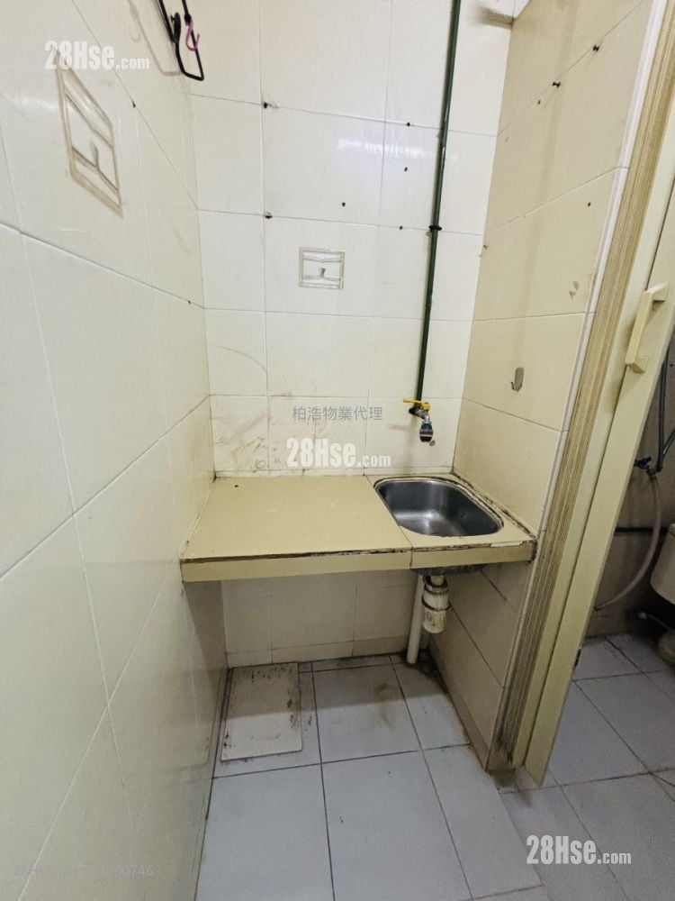 Chinese Mansion Rental Studio 180 ft²