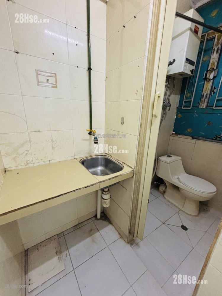 Chinese Mansion Rental Studio 180 ft²