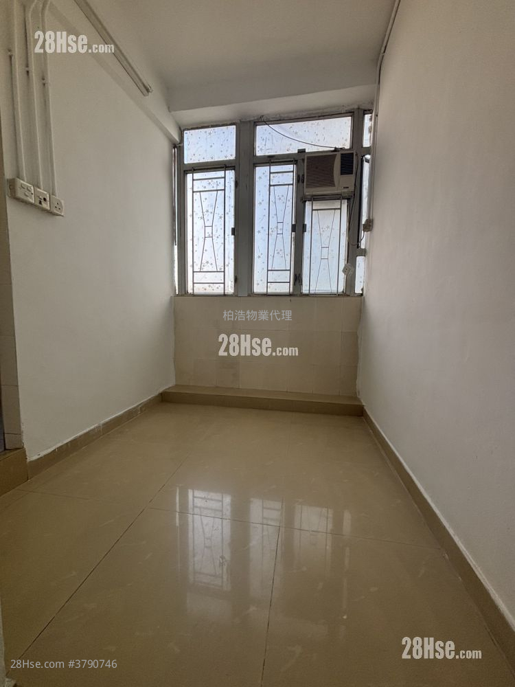 Chinese Mansion Rental Studio 180 ft²