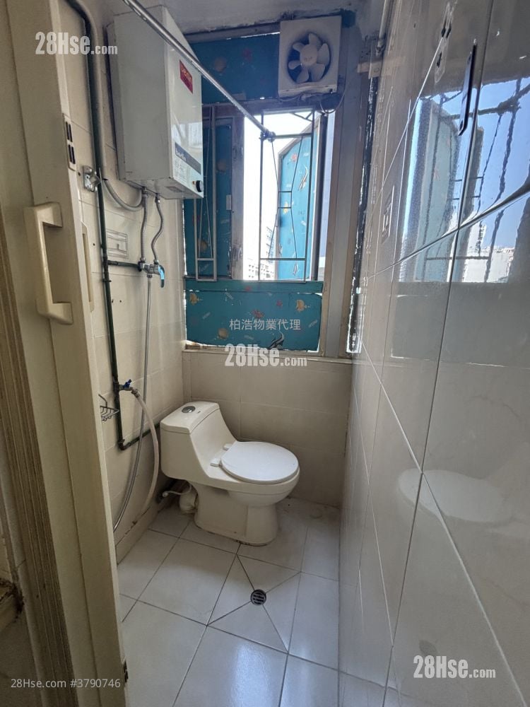 Chinese Mansion Rental Studio 180 ft²