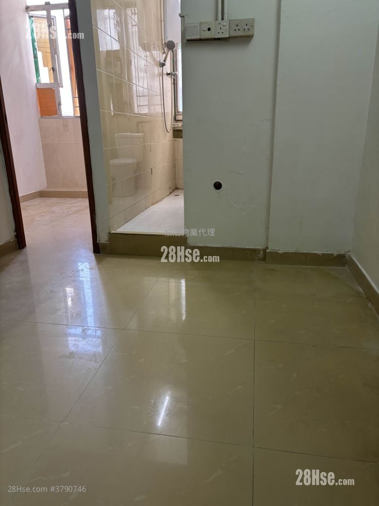 Chinese Mansion Rental Studio 180 ft²