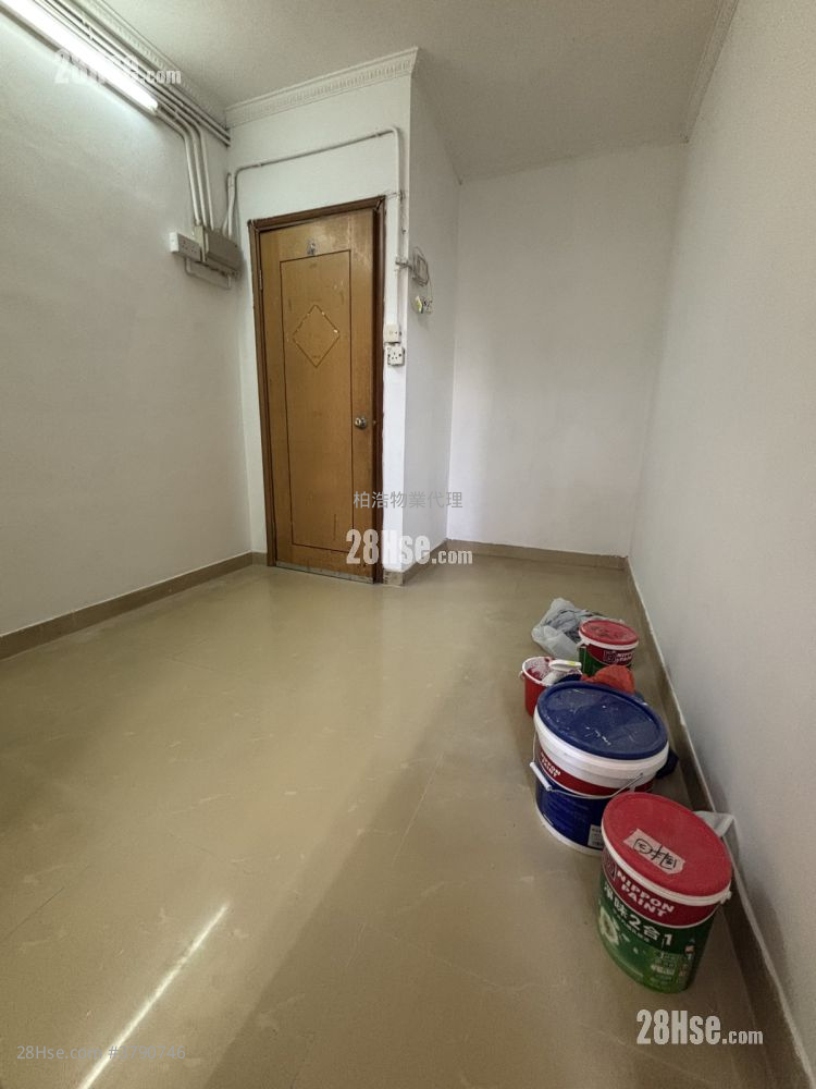 Chinese Mansion Rental Studio 180 ft²