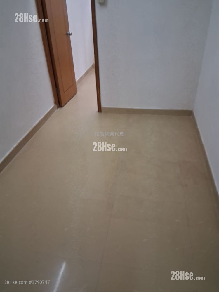 Chinese Mansion Rental Studio 180 ft²