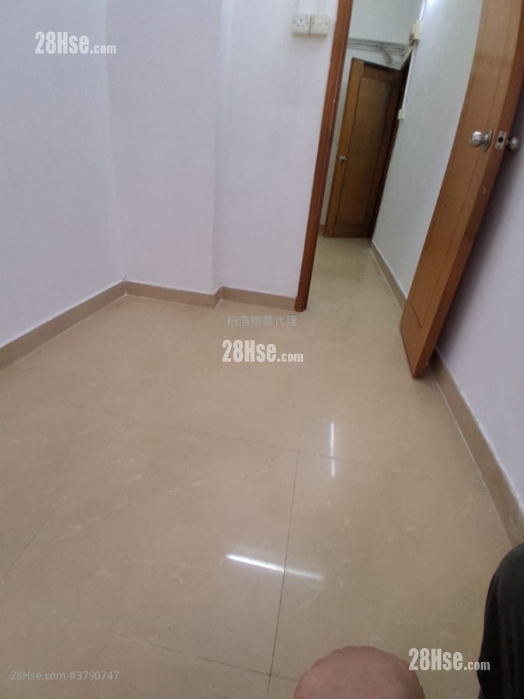 Chinese Mansion Rental Studio 180 ft²