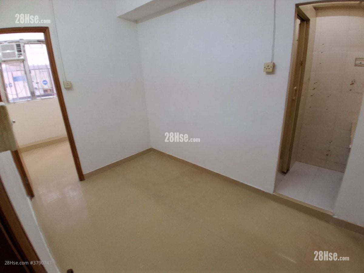Chinese Mansion Rental Studio 180 ft²