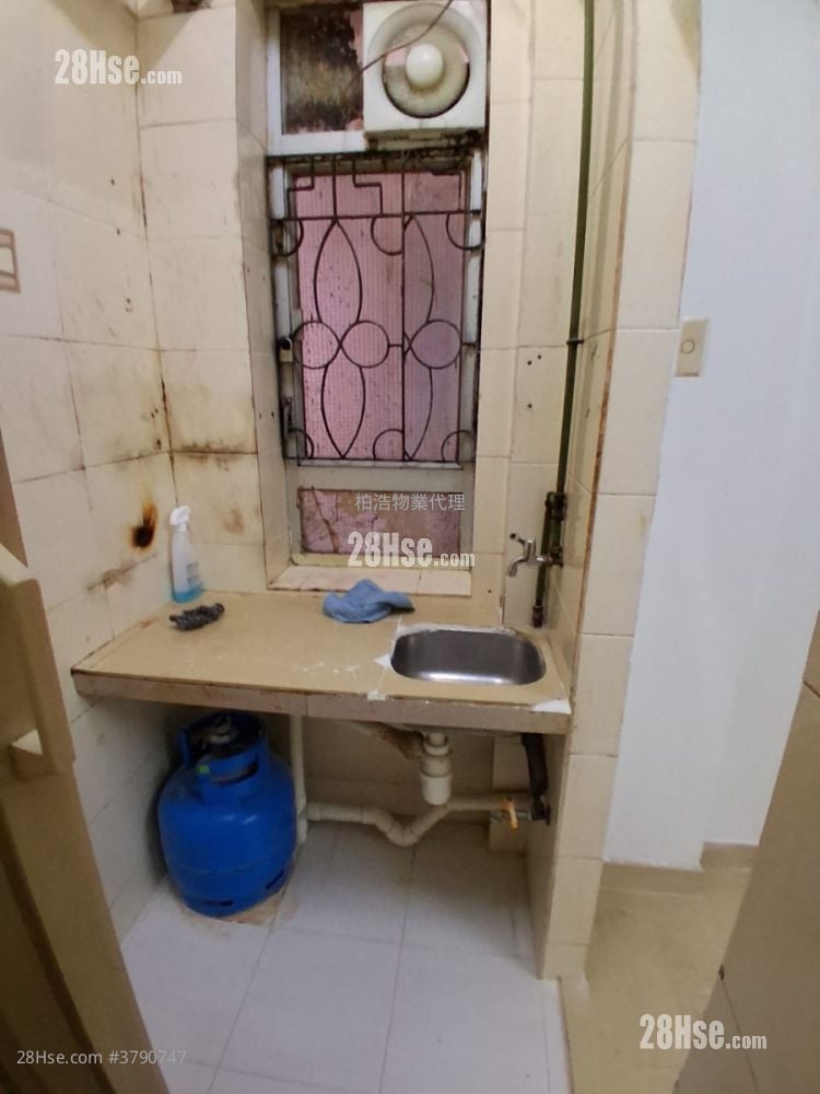 Chinese Mansion Rental Studio 180 ft²