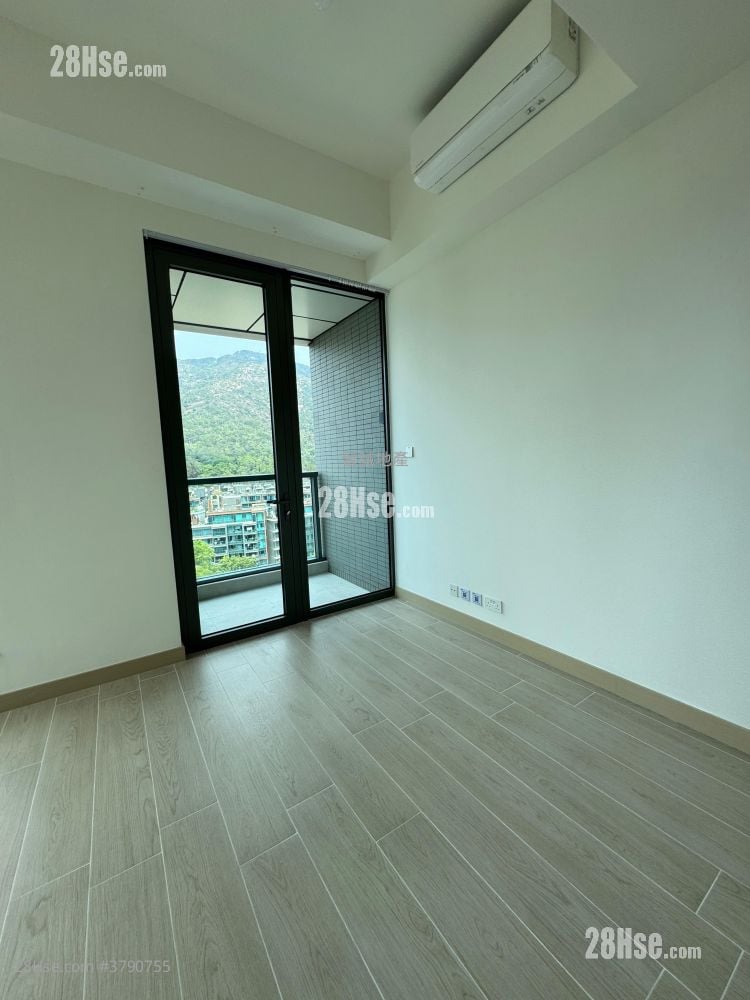 Gold Coast Bay Sell 1 Bedroom , 1 Bathroom 306 ft²