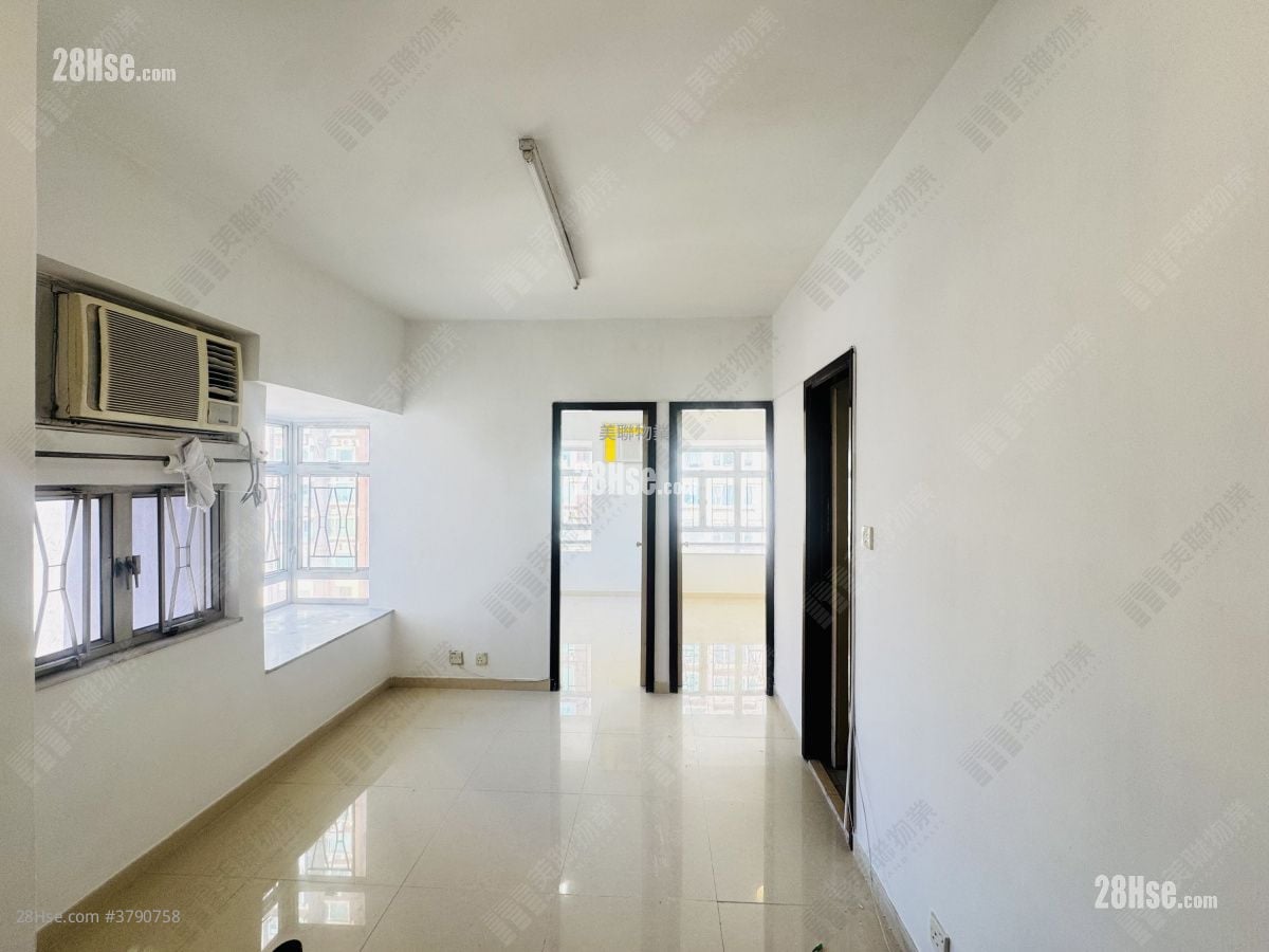 Po Sing Centre Sell 2 Bedrooms , 1 Bathroom 362 ft²