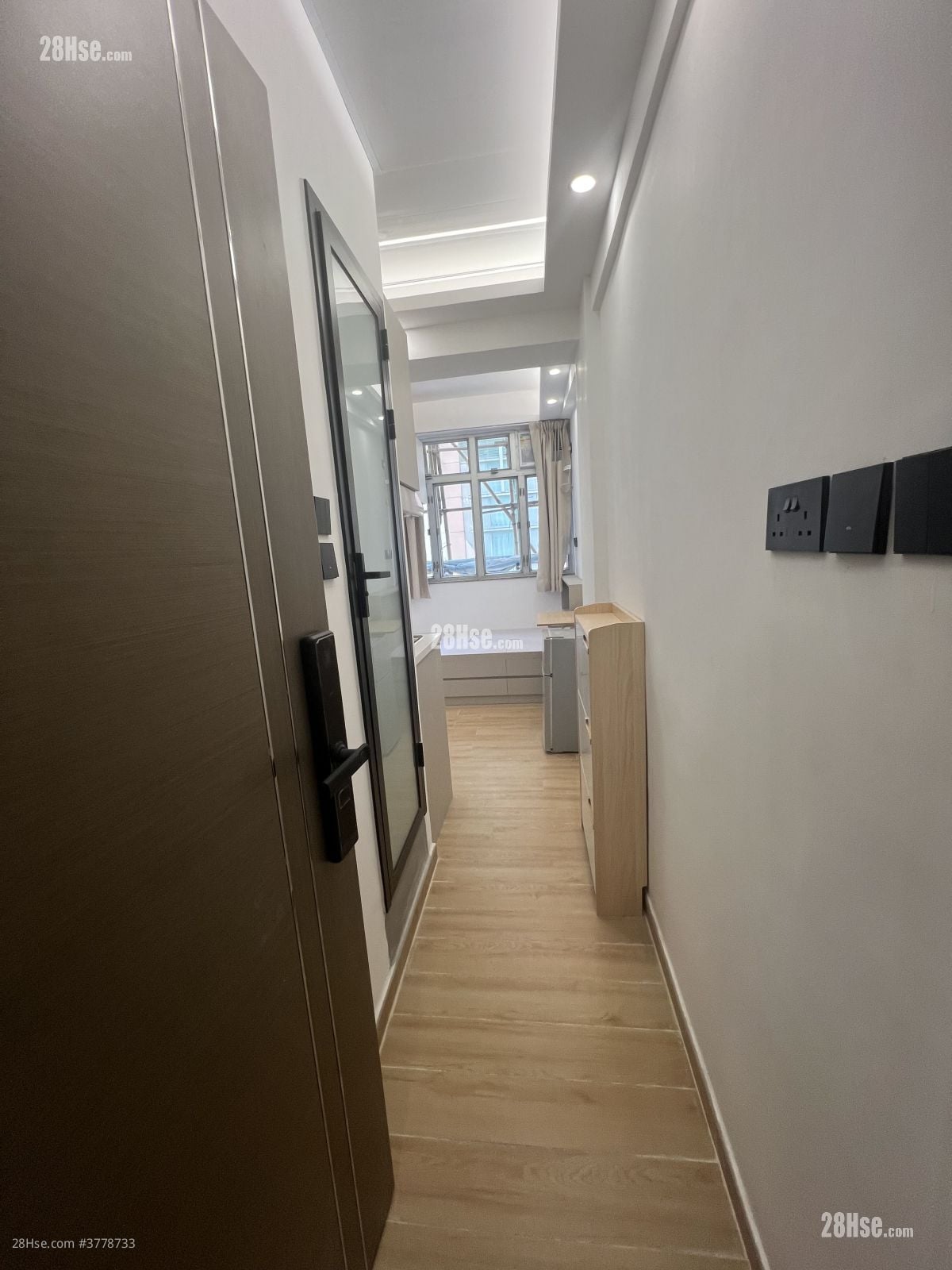 单幢楼房 租盘 开放式间隔 , 1 浴室 150 平方尺