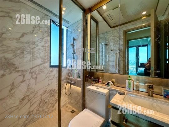bathroom: Grand Victoria Sell 2 Bedrooms , 1 Bathroom 597 ft²