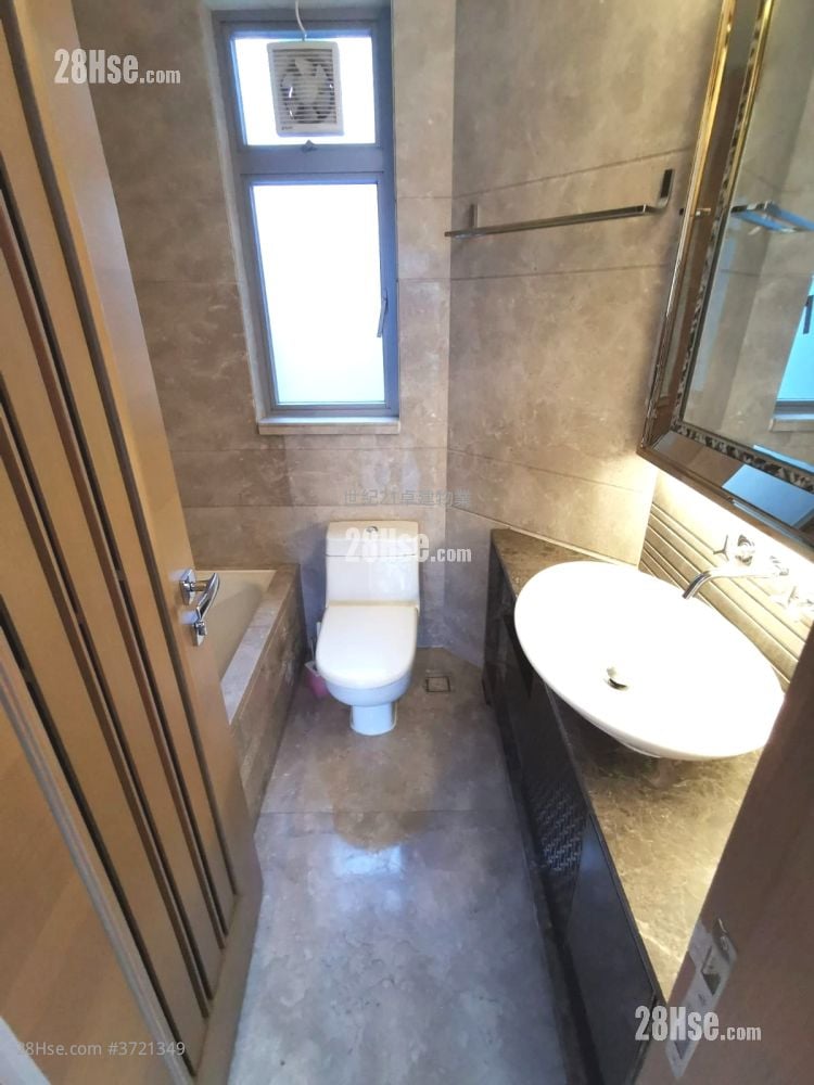 维港星岸 售盘 3 房 , 2 浴室 731 平方尺