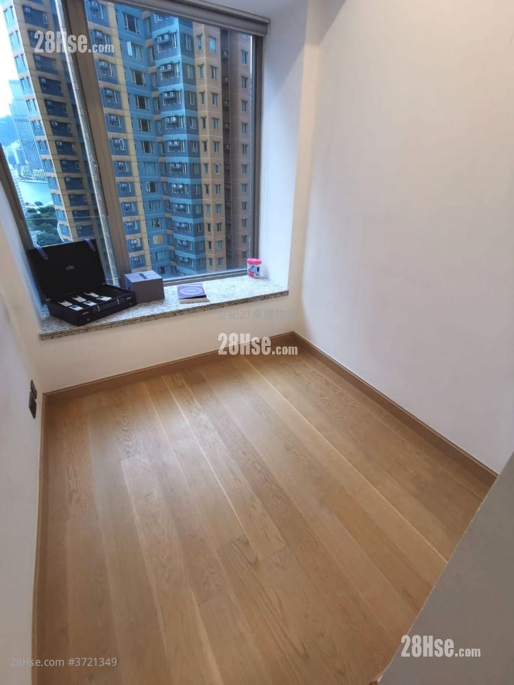 维港星岸 售盘 3 房 , 2 浴室 731 平方尺