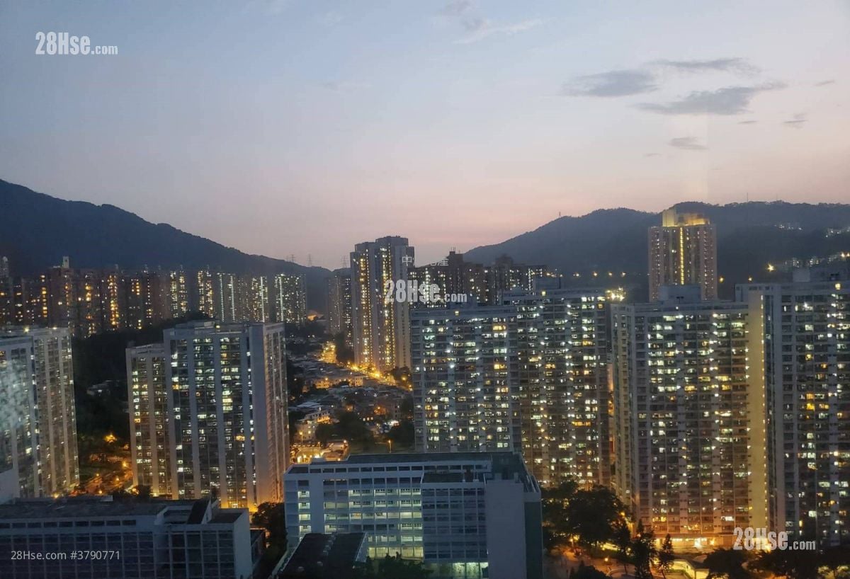 King Tin Court Sell 2 Bedrooms , 1 Bathroom 467 ft²