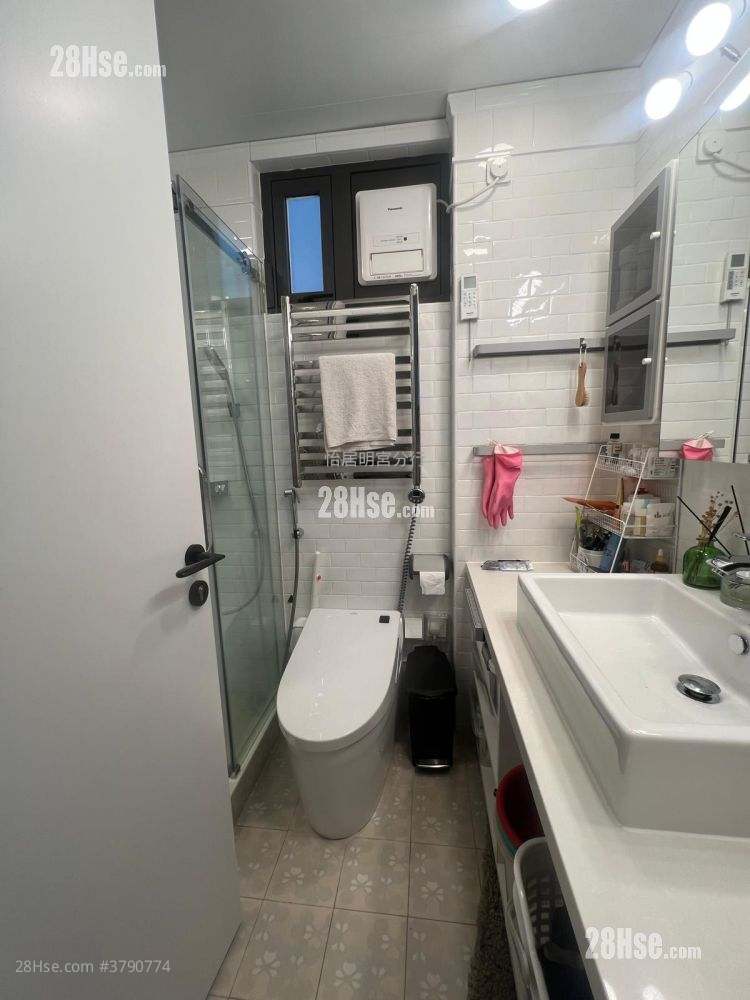 太古城 售盘 4 房 , 2 浴室 1,114 平方尺