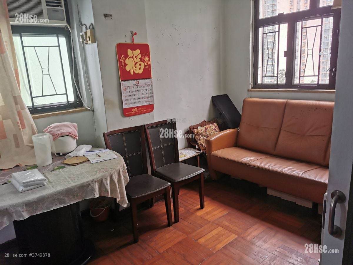 葵景大廈 售盤 2 房 , 1 浴室 358 平方呎