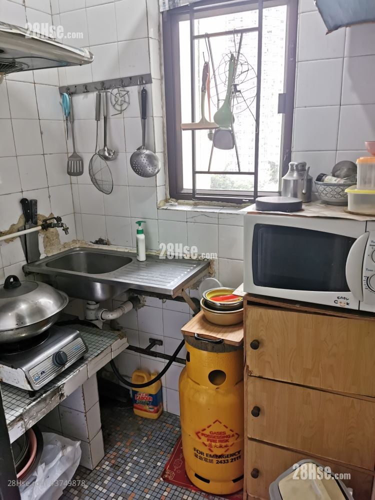 葵景大廈 售盤 2 房 , 1 浴室 358 平方呎