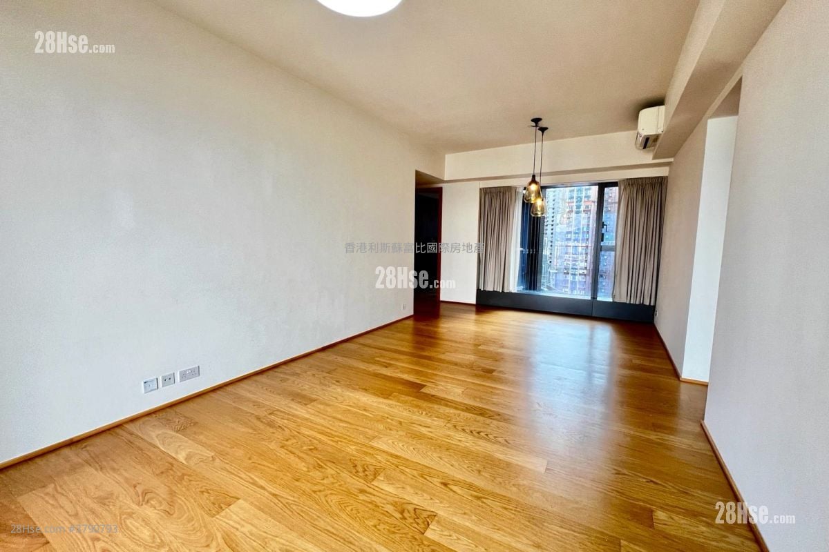 Alassio Rental 2 Bedrooms , 2 Bathrooms 1,010 ft²