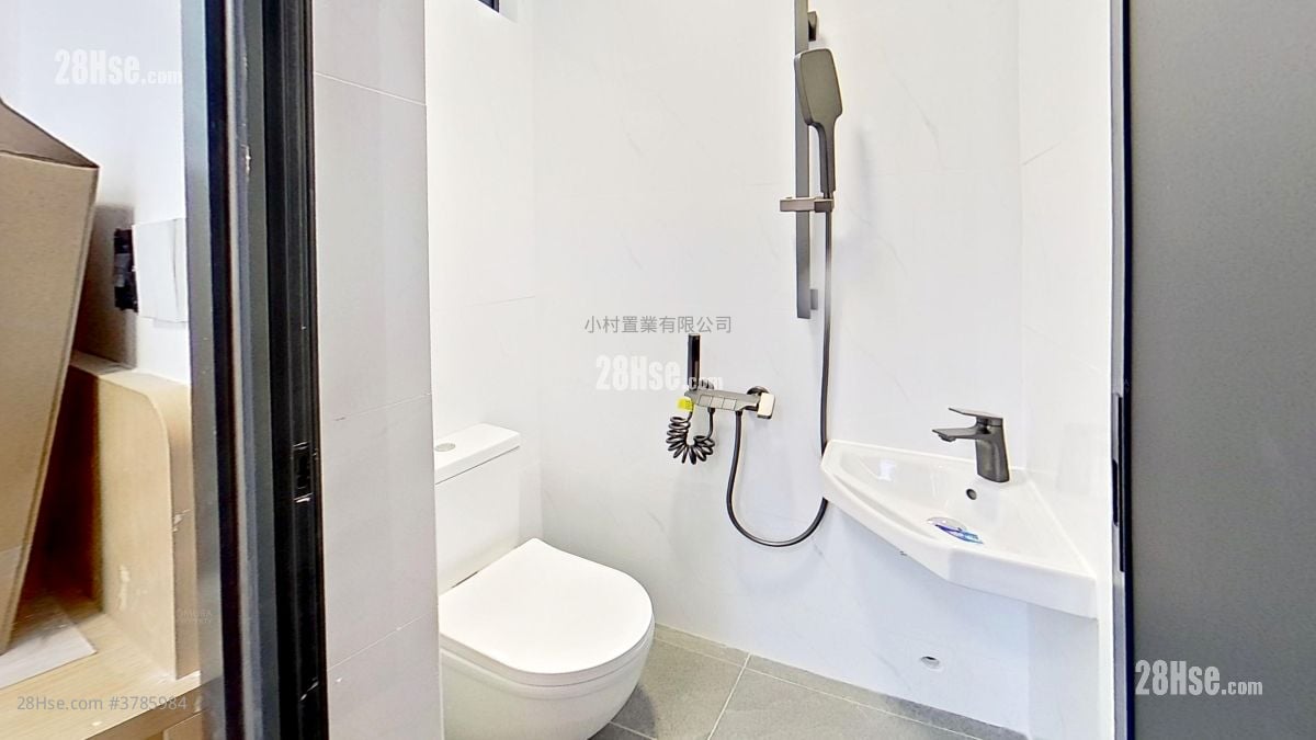 日月大厦 租盘 3 房 , 2 浴室 985 平方尺