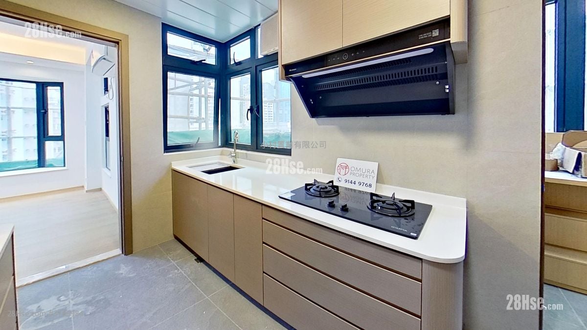 浴室: 日月大厦 租盘 3 房 , 2 浴室 985 平方尺