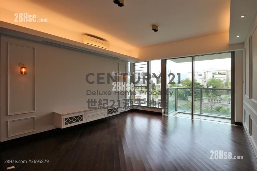 Mayfair By The Sea Rental 4 Bedrooms , 3 Bathrooms 1,400 ft²