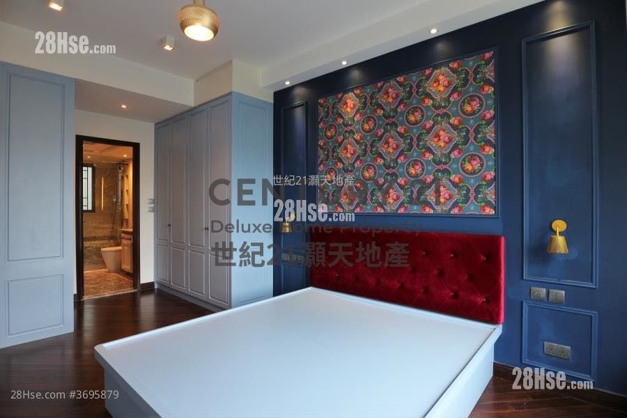 Mayfair By The Sea Rental 4 Bedrooms , 3 Bathrooms 1,400 ft²