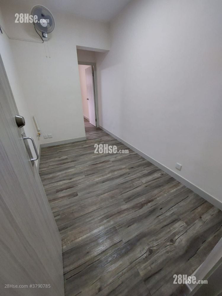 唐楼 租盘 1 浴室 145 平方尺