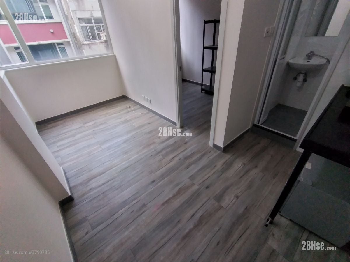 唐楼 租盘 1 浴室 145 平方尺