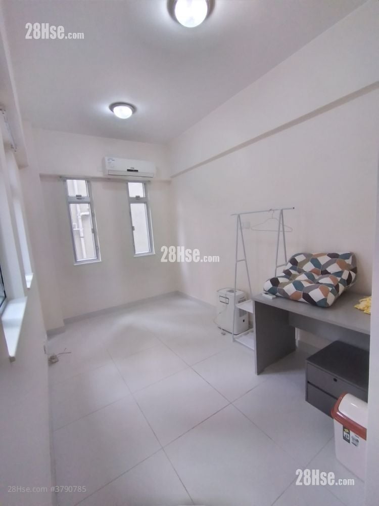 唐楼 租盘 1 浴室 145 平方尺