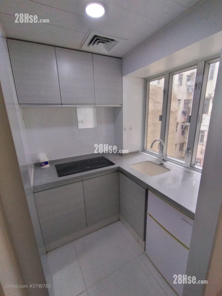 唐楼 租盘 1 浴室 145 平方尺