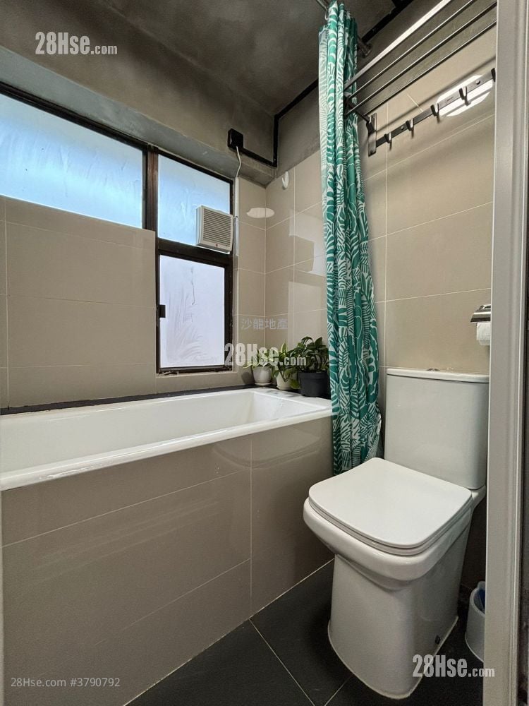 啟運大廈 租盤 1 房 , 1 浴室 220 平方呎