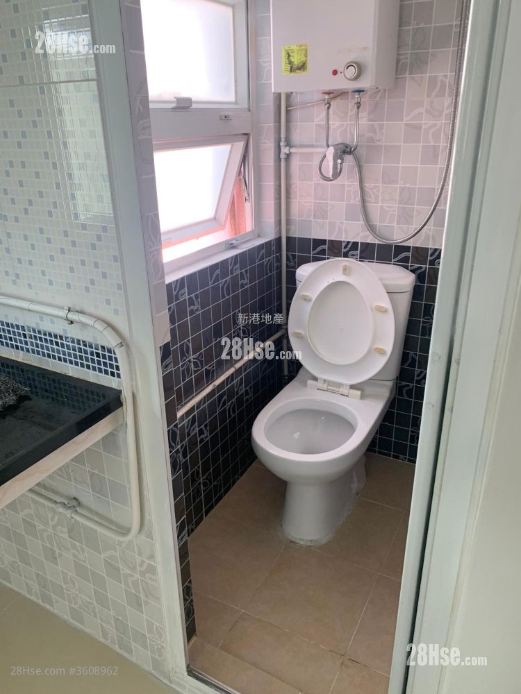 华昌楼 租盘 1 房 , 1 浴室 130 平方尺