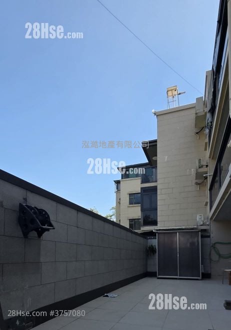 Village Sell 3 Bedrooms , 2 Bathrooms 700 ft²