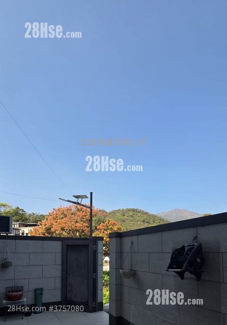 Village Sell 3 Bedrooms , 2 Bathrooms 700 ft²