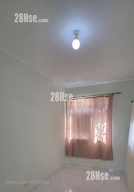 Village Sell 3 Bedrooms , 2 Bathrooms 700 ft²