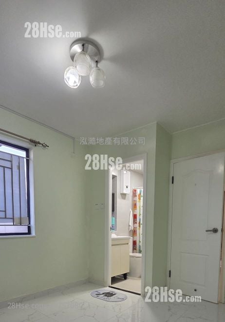 Village Sell 3 Bedrooms , 2 Bathrooms 700 ft²