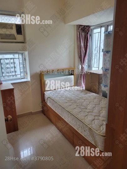Tsuen King Garden Sell 2 Bedrooms , 1 Bathroom 380 ft²